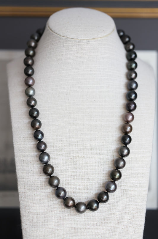 Tahitian Pearl Necklace