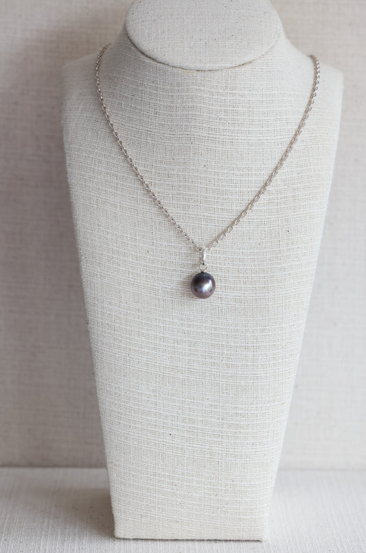 Tahitian Pearl Pendant On Italian Chain (13mm)