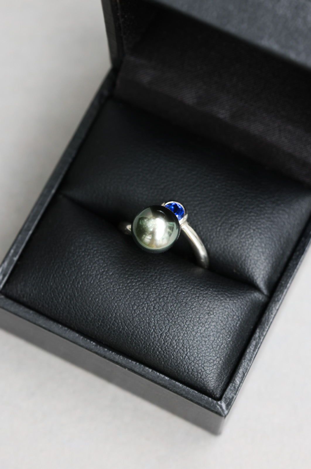 Tahitian Pearl Blue Sapphire Ring 11mm