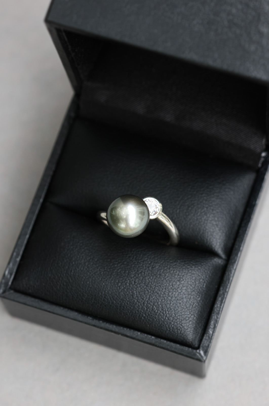 Tahitian Pearl Pink Sapphire Ring 11mm