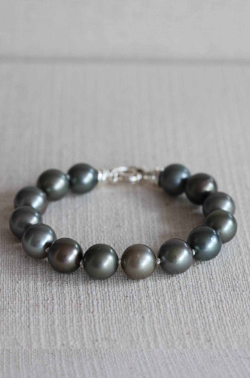 Large Tahitian Pearl Bracelet (12mm)